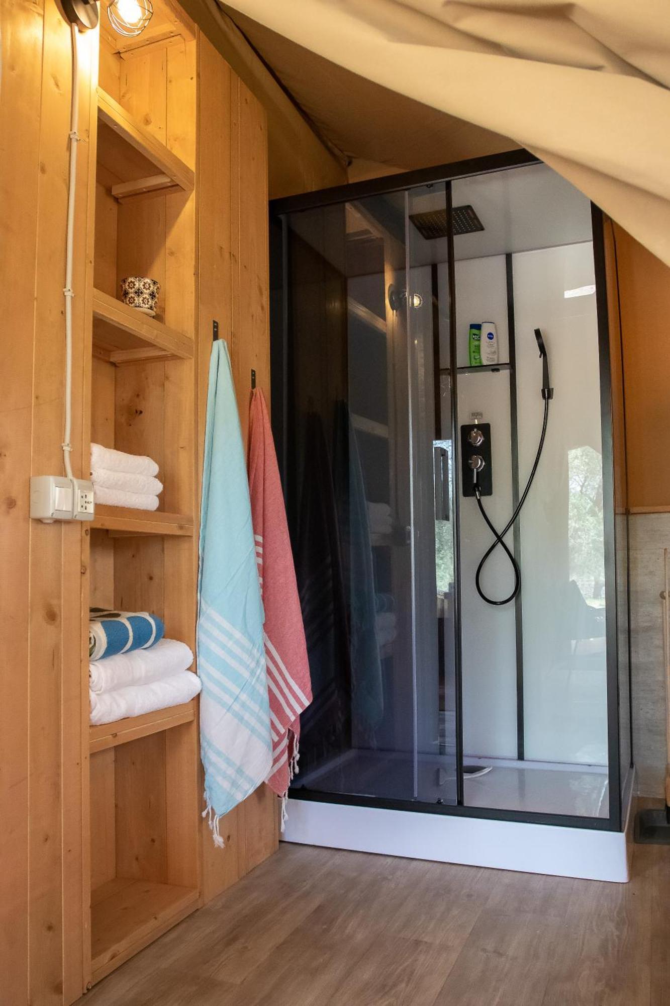 Domus Olea Glamping *